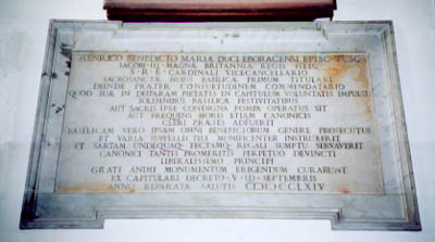 Memorial to King Henry IX and I